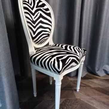 chaise Zèbre Louis XVI