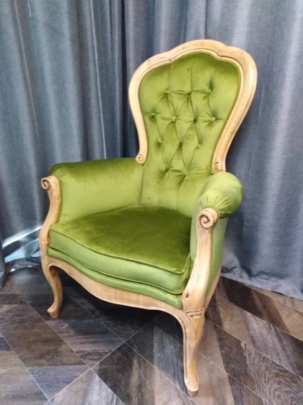 bergère à dossier capitonné après réfection bergere_dossier-capitonne_restauree