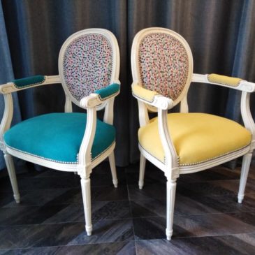 cabriolets multicolores