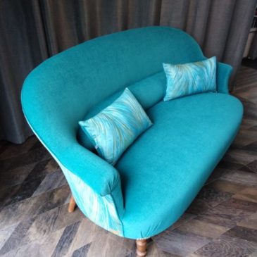 canapé crapaud de profil